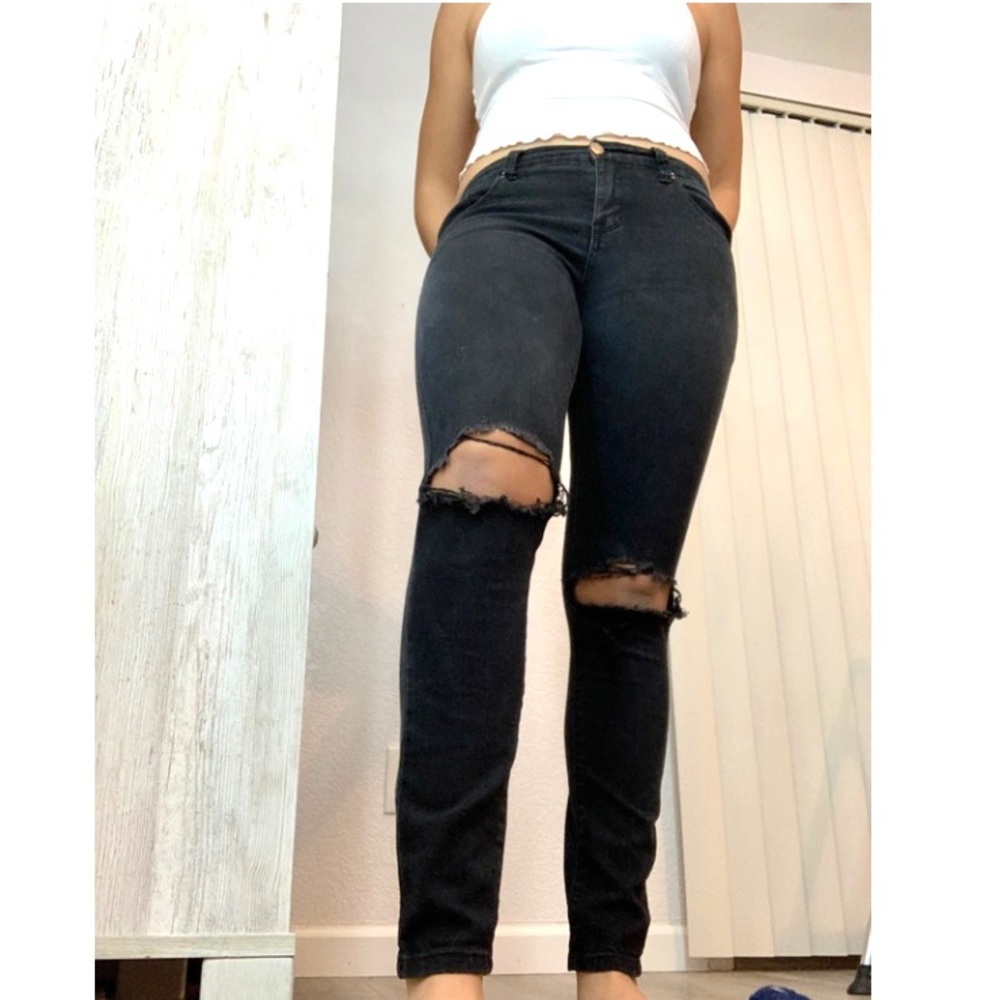 Cute Black Skinny Jeans!